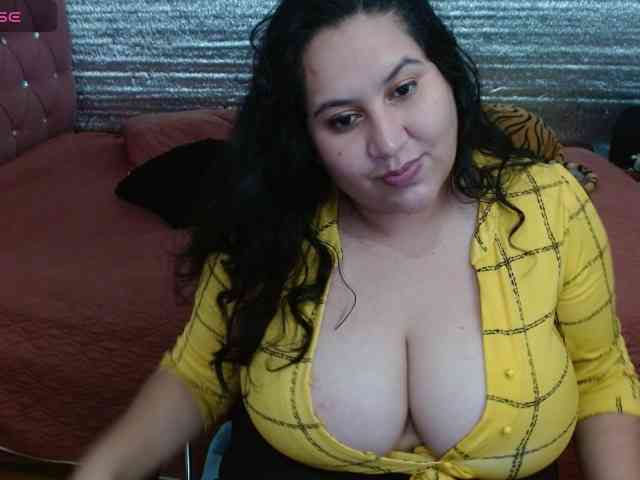 emilynessa webcam
