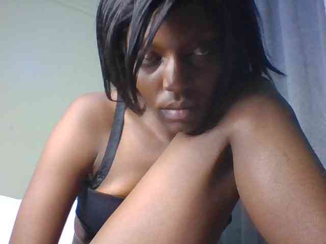 Sexymaya22 webcam