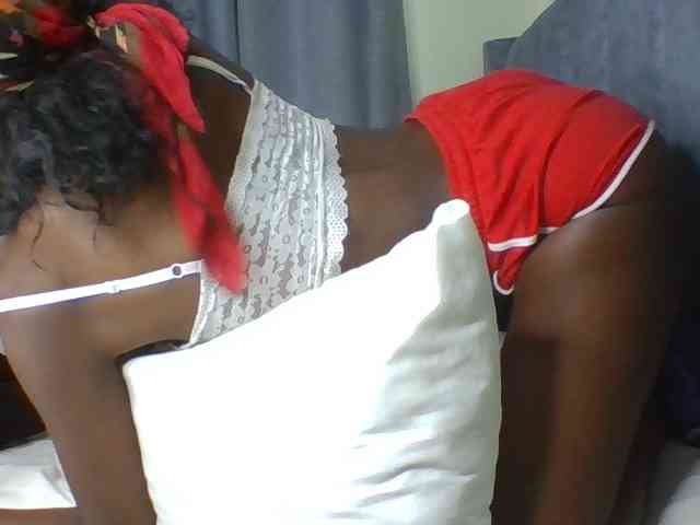 Sexymaya22 webcam