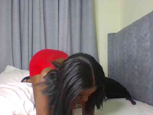 Sexymaya22 webcam