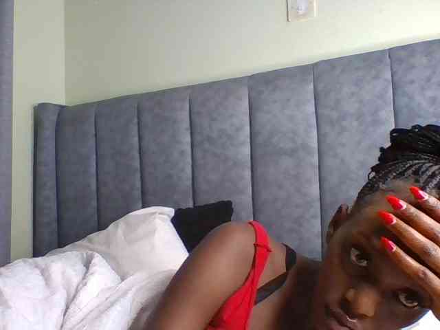 Sexymaya22 webcam