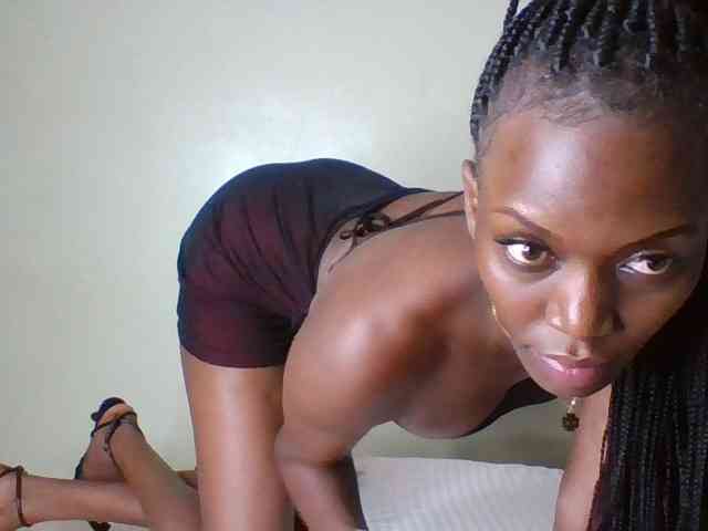 Sexymaya22 webcam