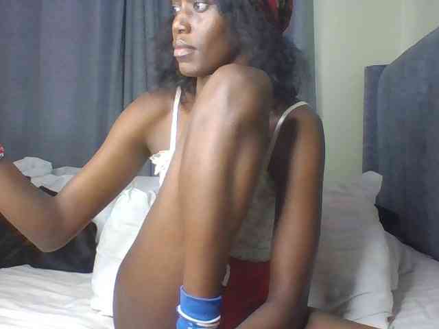Sexymaya22 webcam