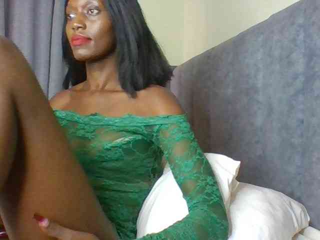 Sexymaya22 webcam