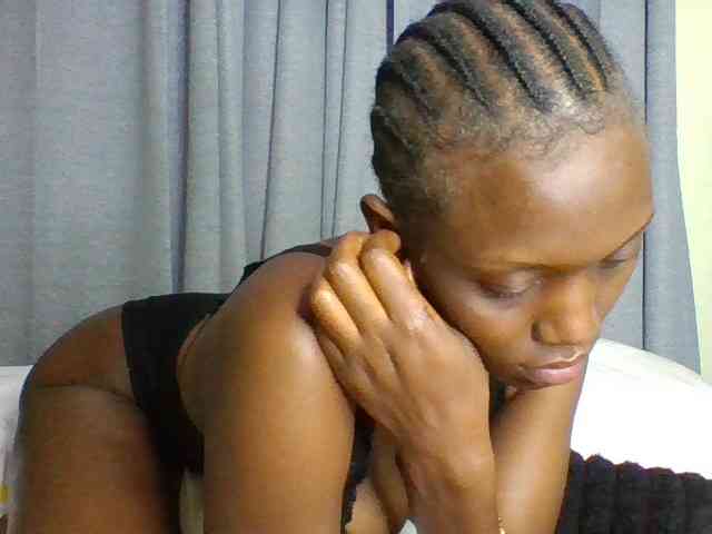 Sexymaya22 webcam
