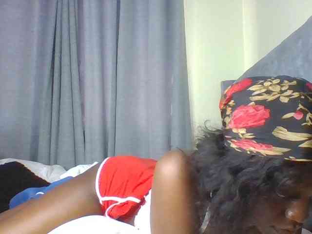 Sexymaya22 webcam