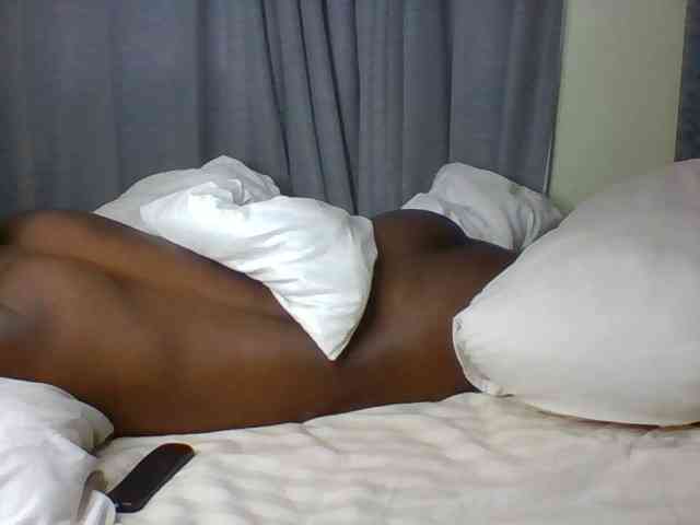 Sexymaya22 webcam