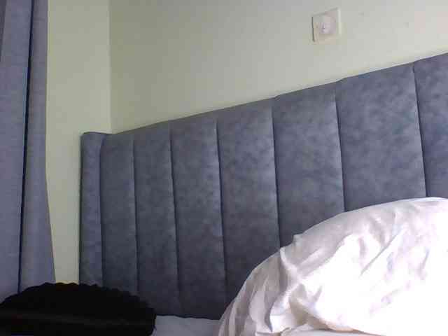 Sexymaya22 webcam