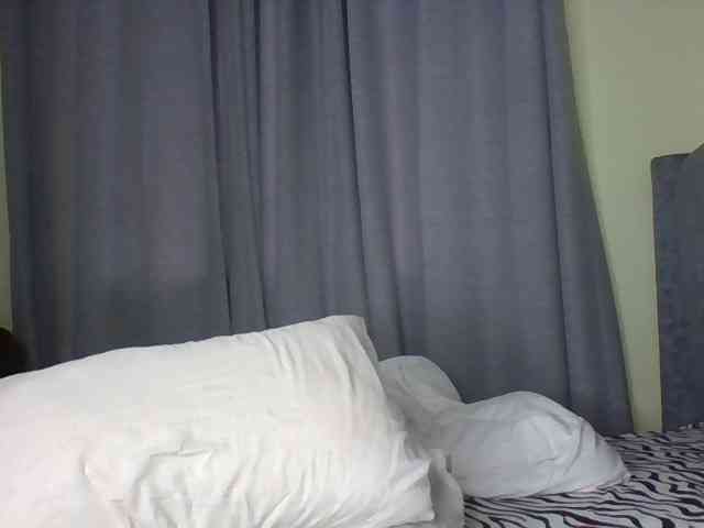 Sexymaya22 webcam