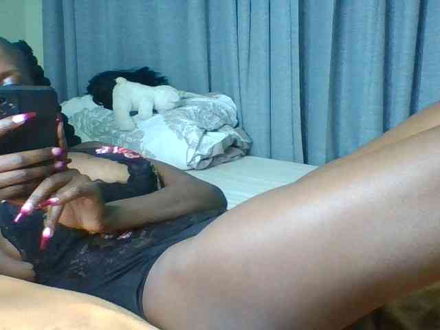 Sexymaya22 webcam