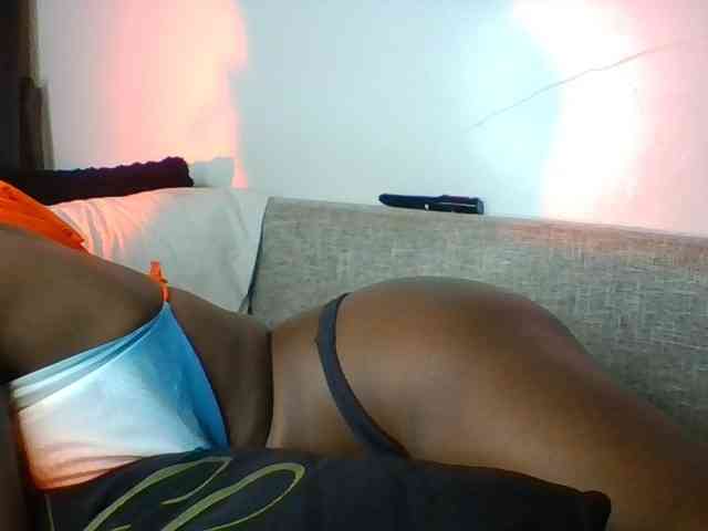 Sexymaya22 webcam
