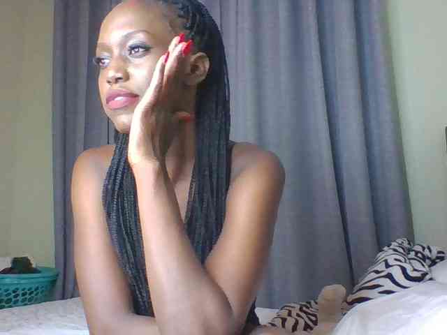 Sexymaya22 webcam