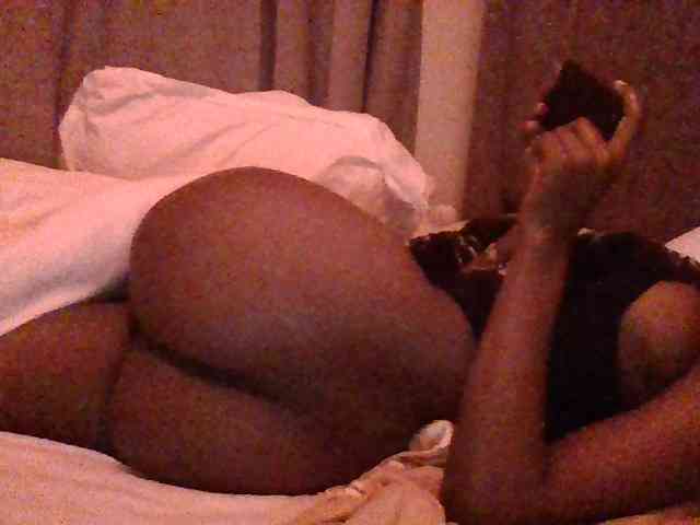 Sexymaya22 webcam