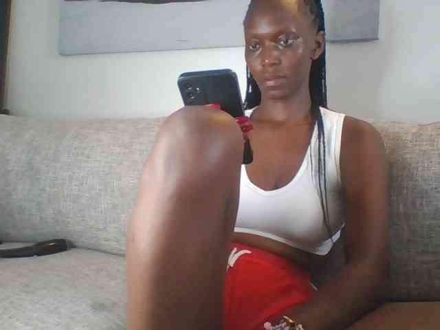 Sexymaya22 webcam