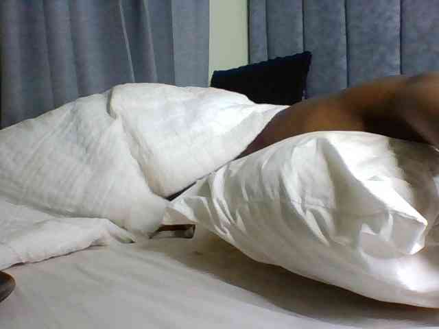 Sexymaya22 webcam