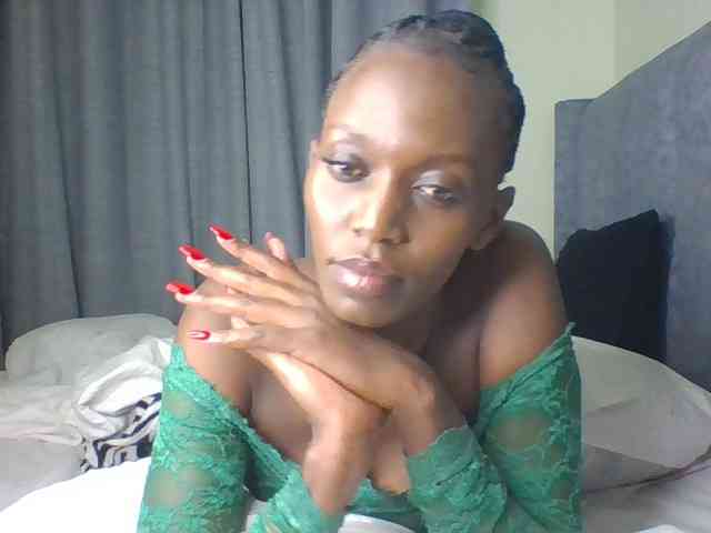 Sexymaya22 webcam