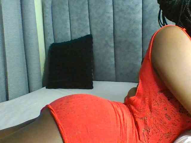Sexymaya22 webcam
