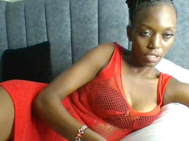 Sexymaya22 webcam
