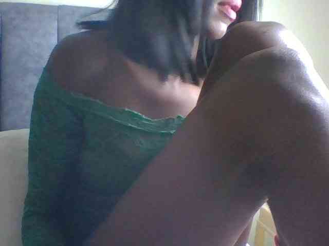 Sexymaya22 webcam