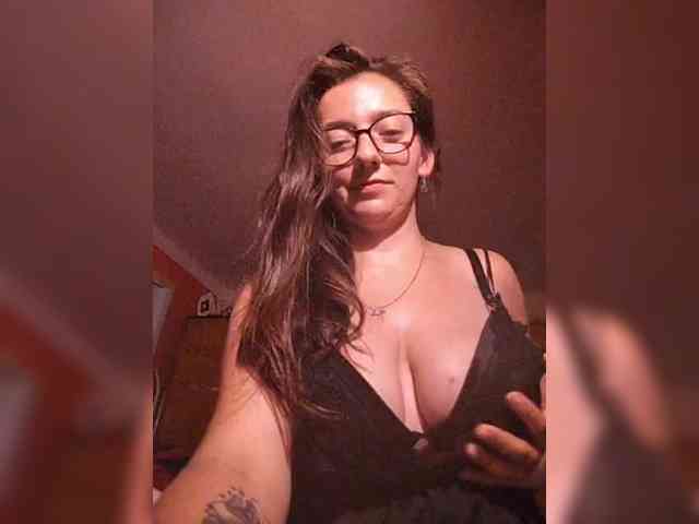 TessaBlack1 webcam