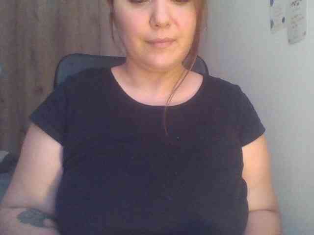 Amelia11 webcam