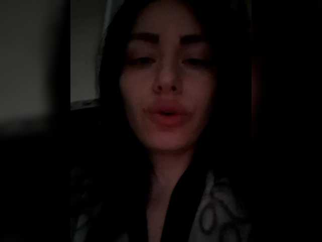 Kelseyy's BongaCams show and profile