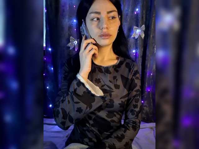 Kelseyy's BongaCams show and profile