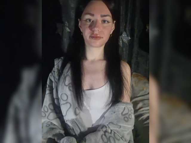 Kelseyy's BongaCams show and profile