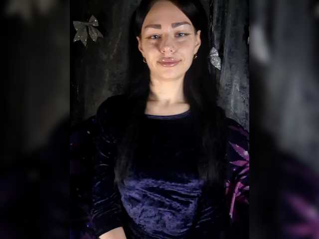 Kelseyy's BongaCams show and profile