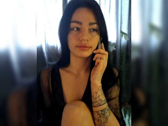 Kelseyy's BongaCams show and profile