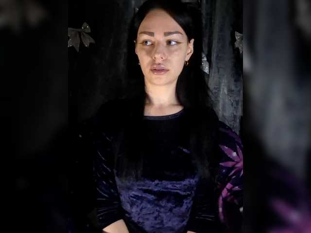 Kelseyy's BongaCams show and profile