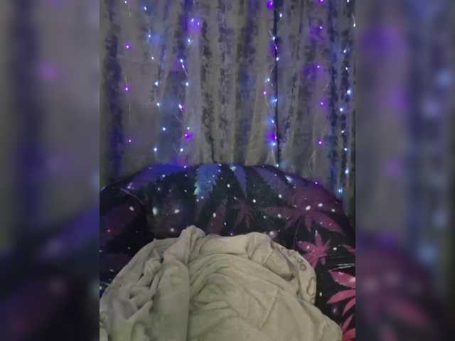 Kelseyy from BongaCams