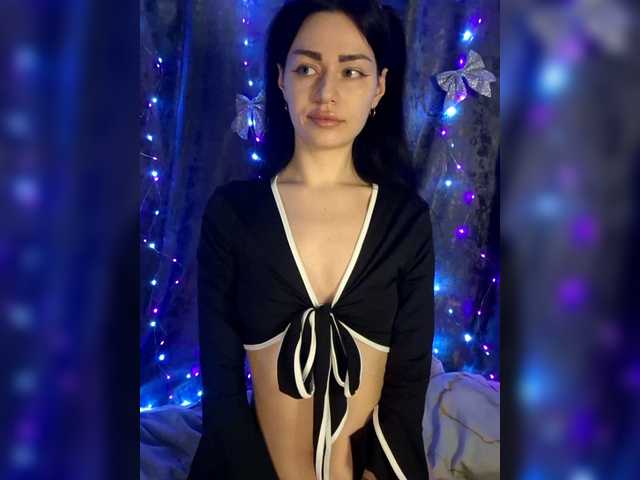 Kelseyy's BongaCams show and profile