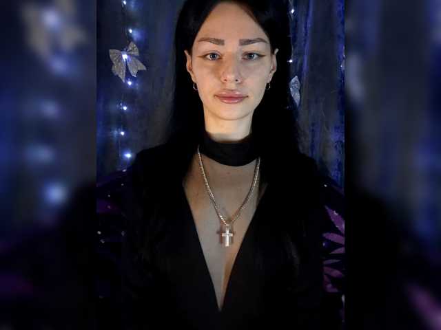 Kelseyy's BongaCams show and profile