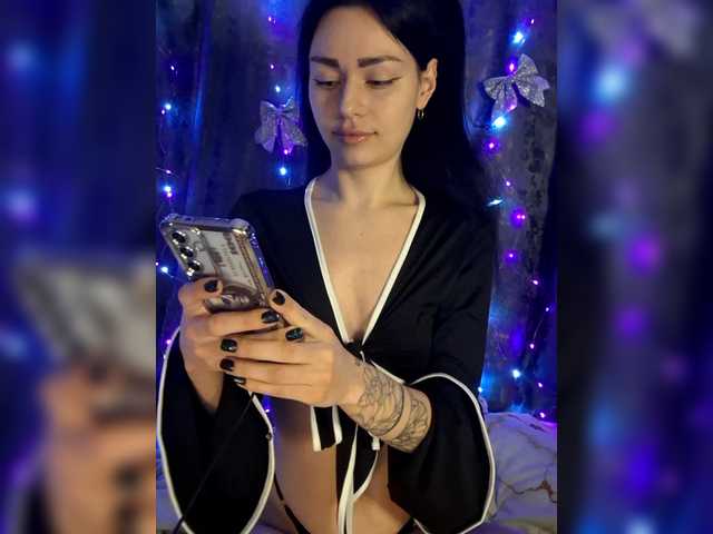 Kelseyy's BongaCams show and profile