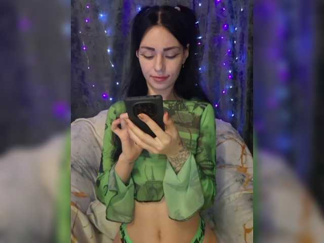 Kelseyy from BongaCams