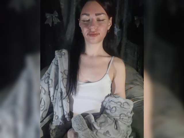 Kelseyy's BongaCams show and profile