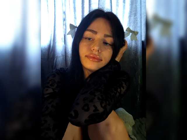 Kelseyy's BongaCams show and profile