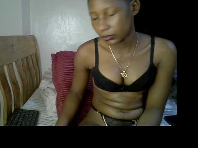 Prettysharlin from BongaCams