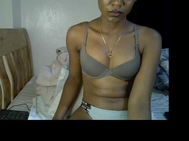  Prettysharlin chat room