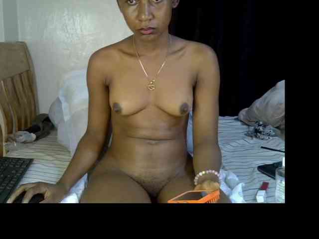 Prettysharlin webcam