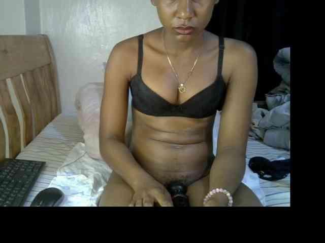 Prettysharlin webcam