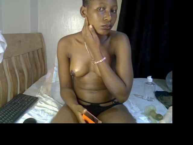 Prettysharlin webcam