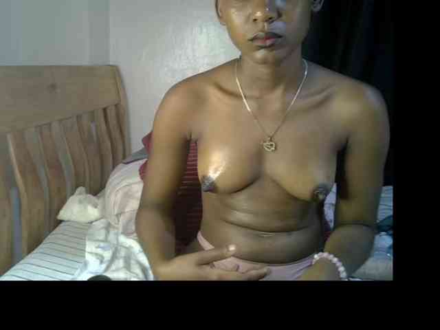 Prettysharlin webcam