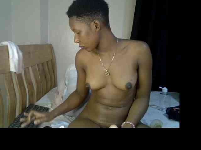 Prettysharlin webcam