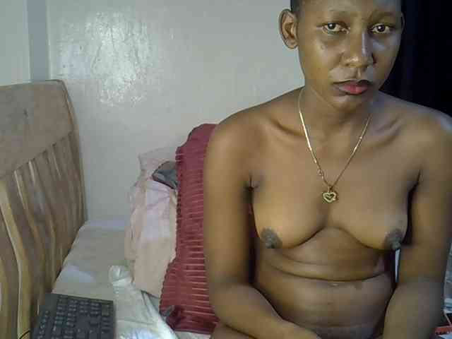 Prettysharlin webcam