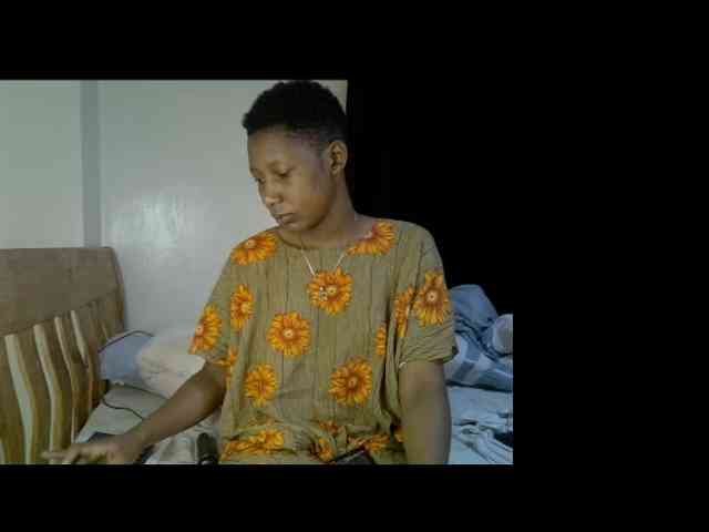 Prettysharlin webcam