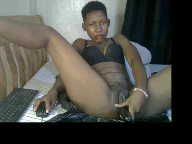 Prettysharlin webcam
