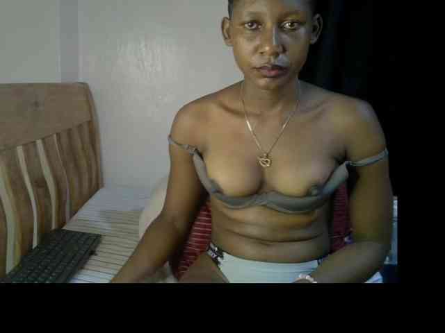 Prettysharlin webcam