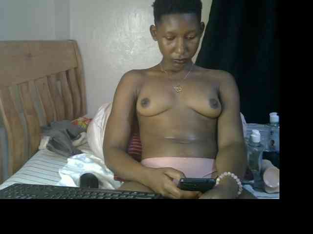 Prettysharlin webcam